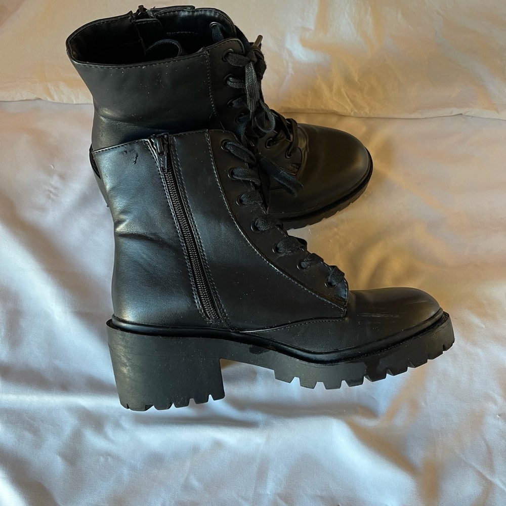 Universal Thread | Chunky Heel Combat Boot - image 5